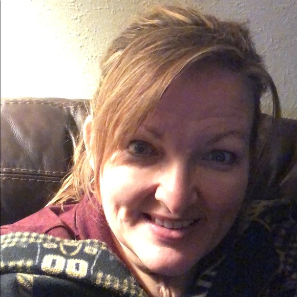 Meet your Posher, Katherine - Picture 1 of 1